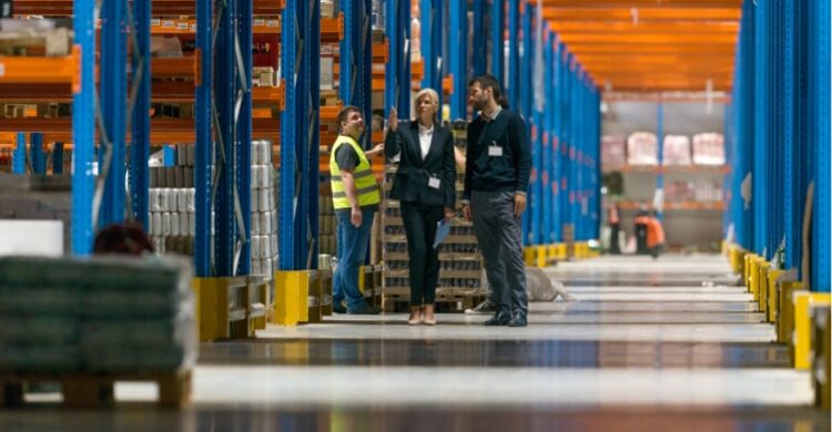 people-in-the-warehouse-2023-11-27-05-22-12-utc[1]